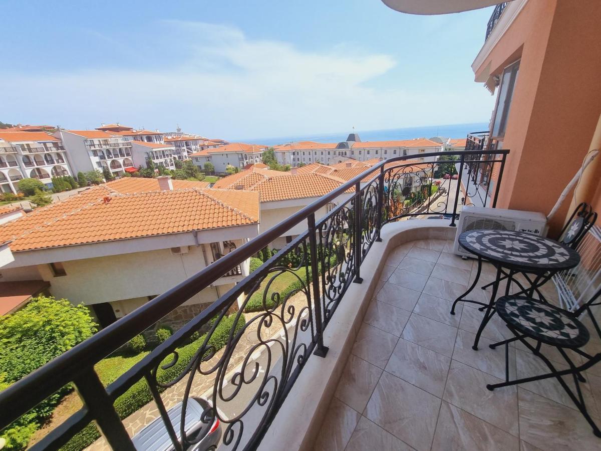 Fenix Apart Complex Sveti Vlas Exteriör bild